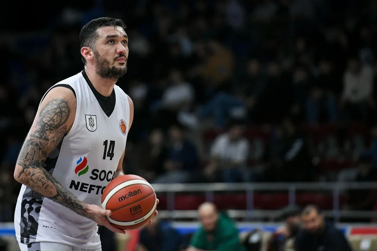 Millimizin kapitanı “Naxçıvan”da
