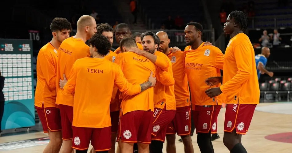 "Qalatasaray" Türkiyə Super Liqasına qələbə ilə başladı